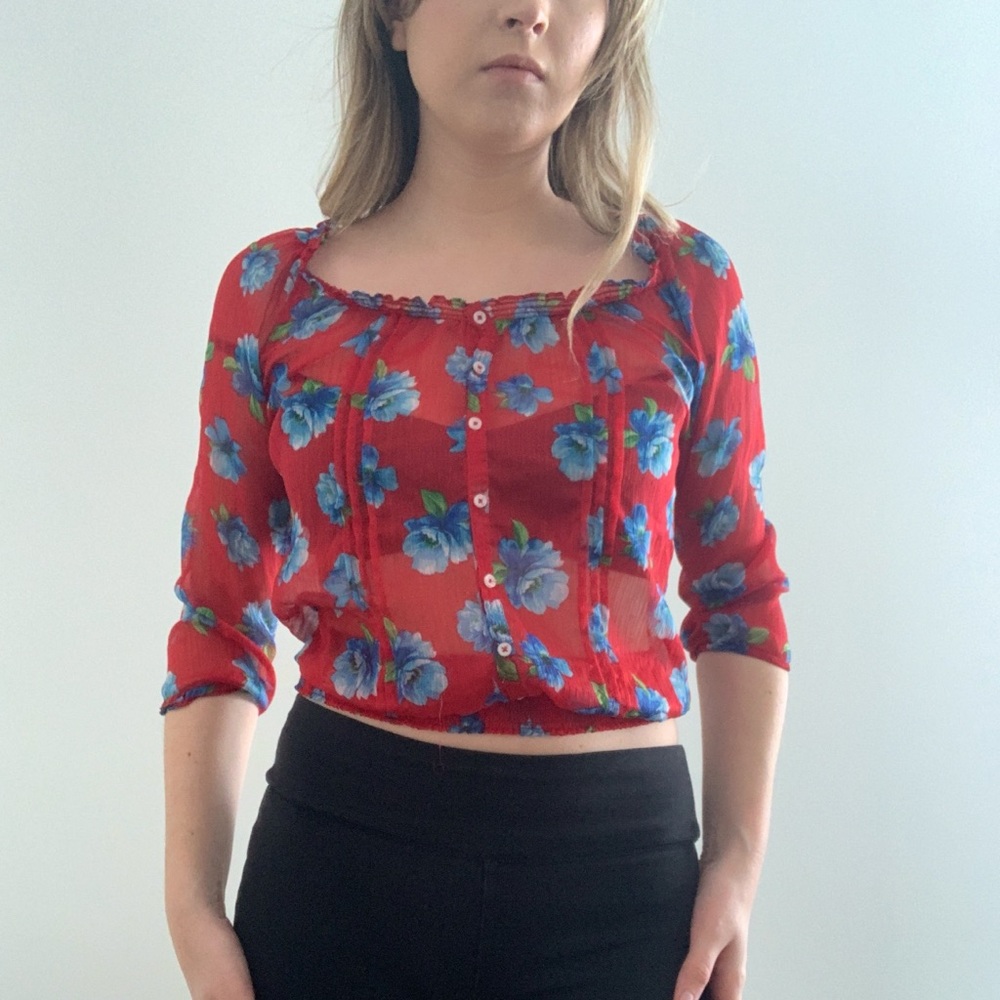 Floral Hollister top